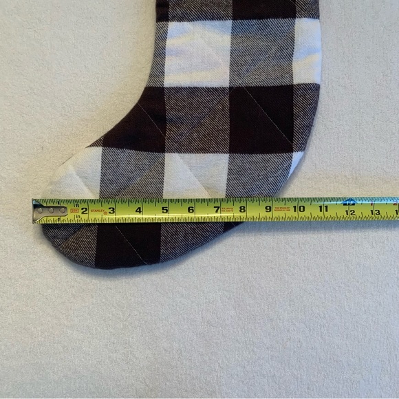 Charcoal grey and cream plaid stocking - Picture 5 of 6